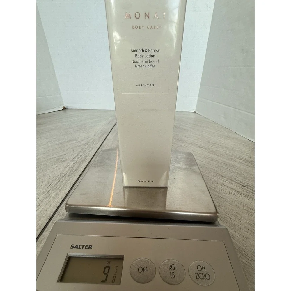 Monat Smooth Renew Body Lotion Hydrating Radiance Skin Care 7oz e 208mL Sealed